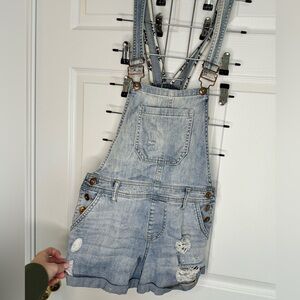 Forever 21 denim short overalls